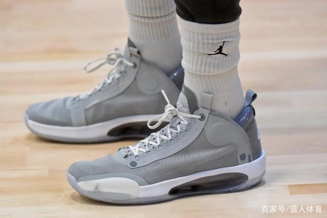 热刺有意什克，他可以替代范德文或者罗梅罗